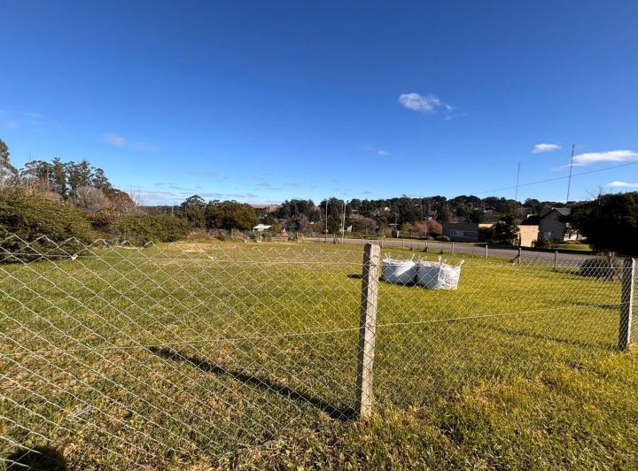 Terreno · 718m²