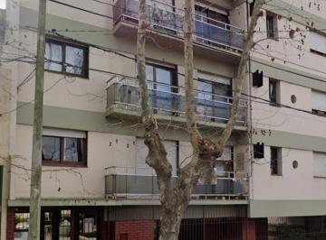 Departamento · 56m² · 2 Dormitorios · 1 Cochera · Depto 3 Amb Zona Ferroautomotor con Cochera. Permuta Menor