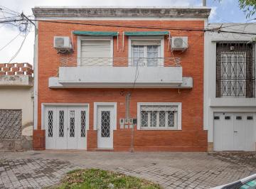 Casa · 256m² · 7 Ambientes · 3 Cocheras · Venta Oportunidad 3 Casas Sobre un Terreno en Rosario