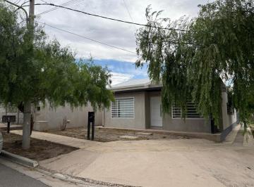 Casa · 138m² · 4 Ambientes · 1 Cochera · Casa - Terrazas Neuquén
