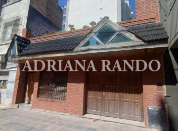 Casa de 3 ambientes, Villa del Parque · Casa de 3 Ambientes Sobre Lote Propio de 8.66 X 10,97 con Garage, Parrilla y Terrazaplanta Baja