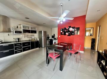 PH · 62m² · 3 Ambientes · Impecable PH Sobre La Avda - Apto Crédito - Posible Permuta Menor Valor!