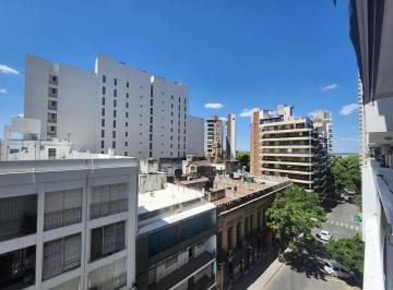 Departamento · 120m² · 6 Ambientes · 1 Cochera · Departamento Piso Exclusivo de 3 Dorm. y Cochera