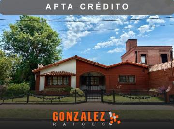 Casa · 192m² · 4 Ambientes · 2 Cocheras · Venta Casa en Ciudad Evita - 4 Amb