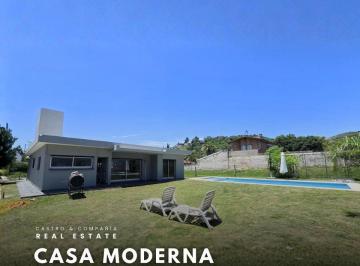 Casa · 235m² · 5 Ambientes · 1 Cochera · Casa 3 Dorm. con Piscina 1000 m² Parque, Todos Los Servicios. Costa Azul Sur, Villa Carlos Paz