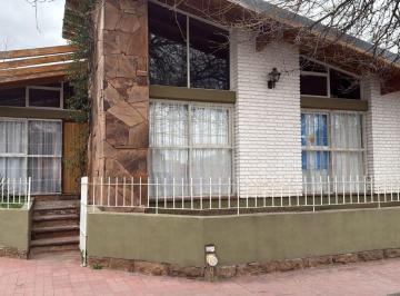 Casa de 5 ambientes, San Rafael · Inmobiliaria Country Roads Vende Casa en San Rafael Centro