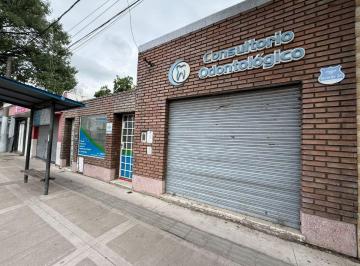 Casa · 90m² · 3 Ambientes · 1 Cochera · Casa en Venta con Local Rosario