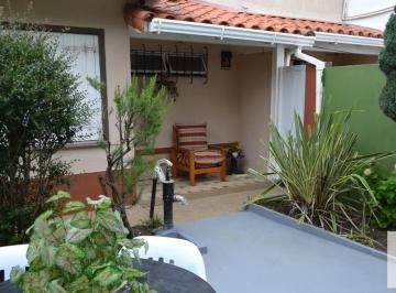 Casa · 120m² · 6 Ambientes · 2 Cocheras · Propiedad Multifamiliar en Venta - 4 Dorm. 3 Baños - Las Toninas