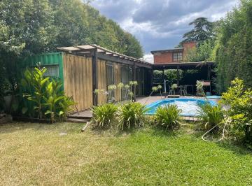 Casa · 250m² · 2 Ambientes · Casa en Venta en Zarate