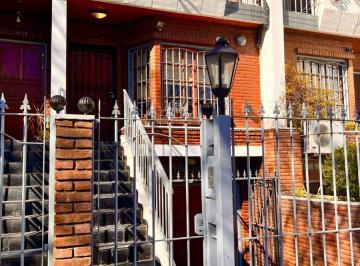 Casa de 5 ambientes, Villa Urquiza · Triplex Tipo Casa