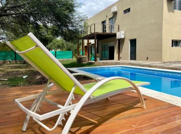 Casa de 3 ambientes, Colonia Benítez · Casa con 1210 m² de Terreno y 2 Dorm. en Venta en Colonia Benítez