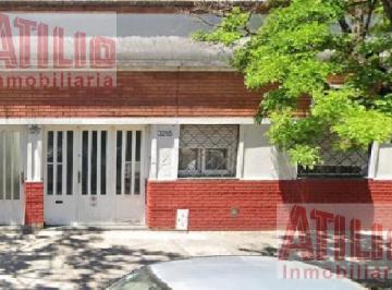 Casa · 207m² · 6 Ambientes · 1 Cochera · Casa Venta Saavedra Coghlan 2 PH en Block m Av Balbín