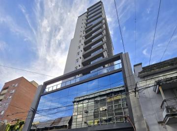 Departamento de 8 ambientes, Ciudad de Santa Fe · Oportunidad, Amplio Departamento en Venta La Rioja 2440