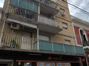 Departamento de 1 ambiente, Liniers · Departamento de 1 Ambiente en Alquiler - 5º Piso Frente - Liniers