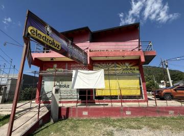 Local comercial · 510m² · 5 Ambientes · Complejo de Locales y Departamentos en Venta en Carlos Paz