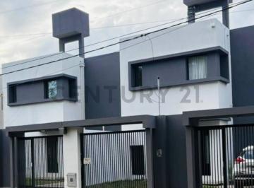 PH · 92m² · 3 Ambientes · 2 Cocheras · PH Tipo Duplex en Venta en City Bell, La Plata