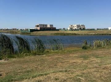 Terreno · 1042m² · Lote en Venta en Puertos Barrio Amarras