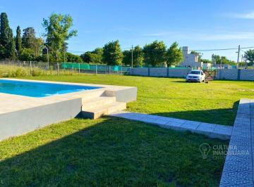 Casa · 15m² · Venta Quinta Quincho Pileta Lote de 1100 m²