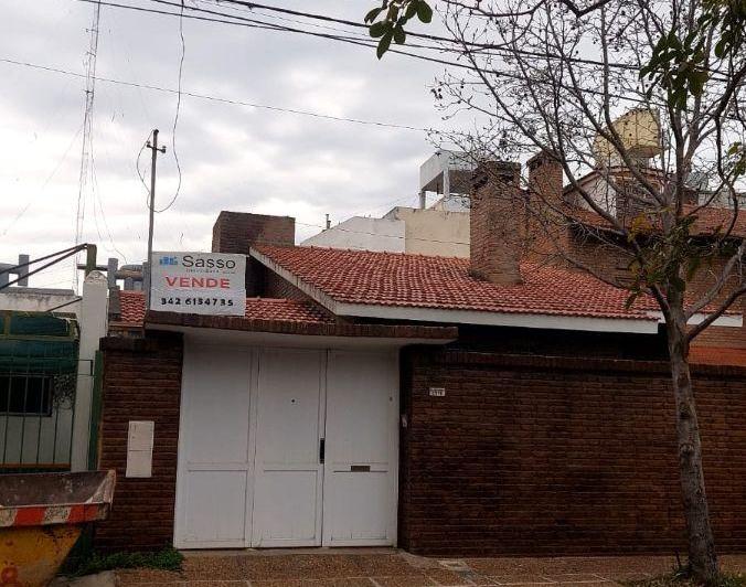 Casa · 108m² · 4 Ambientes · 1 Cochera
