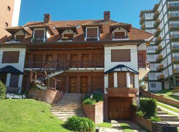 Departamento · 94m² · 4 Ambientes · 1 Cochera · Triplex en Venta a Dos Cuadras del Mar Villa Gesell