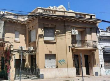 Oficina comercial de 10 ambientes, Rosario · Alquiler Comercial Casa 9 Oficinas Consultorios, 8 Baños, Sum, Quincho, Pisos 1 y 2 Rosario Centro