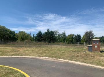 Terreno · 681m² · Adg. Super Oportunidad! Lote 100% Financiado