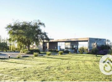 Terreno · 1676m² · Terreno / Lote en Venta de 1676 m² Ubicado en San Lorenzo Chico