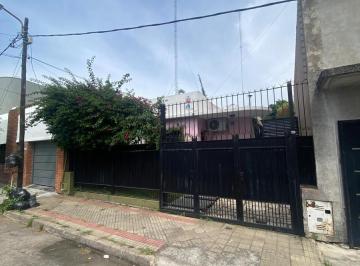 Casa · 115m² · Santilli - Pasaje Solari 19 Lomas de Zamora
