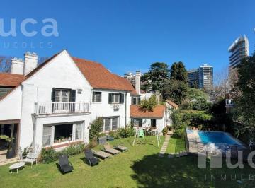 Casa · 400m² · 8 Ambientes · 4 Cocheras · Casa en Alquiler de 8 Ambientes en La Lucila