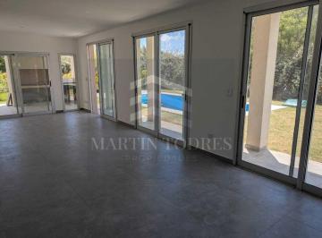 Casa · 248m² · 5 Ambientes · 4 Cocheras · Casa en Venta en Vistas, Puertos, Escobar