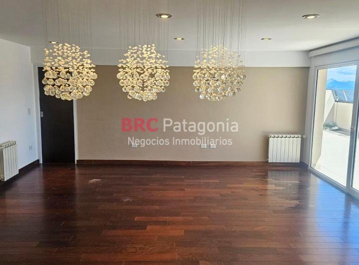 Departamento · 120m² · 5 Ambientes · 3 Cocheras