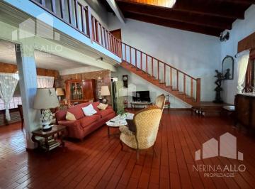 Casa · 223m² · 5 Ambientes · Venta Casa Cinco Ambientes Ituzaingo Udaondo Apto Credito