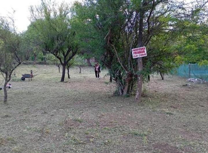 Terreno · 888m²