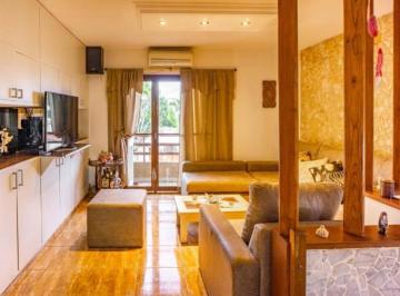 Casa · 233m² · 5 Ambientes · 2 Cocheras · Venta - Casa de 4 Dorm. con Cochera Doble - Barrio Belgrano - Apta Crédito