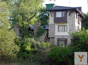 Edificio · 350m² · 14 Ambientes · Complejo Comercial en Venta - 7 Cabañas - Las Gaviotas