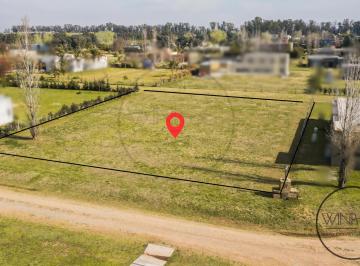 Terreno · 2000m² · Lote en Venta Club Campo Santa Irene Comarcas Luján