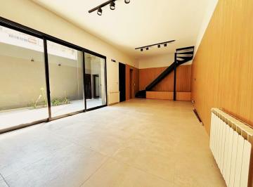 Casa · 120m² · 6 Ambientes · Venta! Casa de Pasillo en Zona Rio.