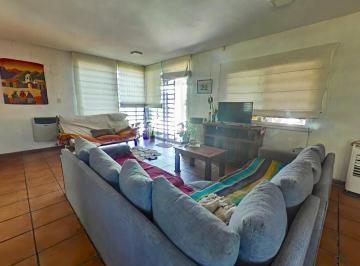 Casa · 296m² · 7 Ambientes · 4 Cocheras · Casa en Venta en Coquimbito, Maipu, Tres Dorm. con Tour Virtual