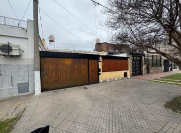 Casa · 150m² · 6 Ambientes · 2 Cocheras · Casa en Rep. de La Sexta