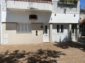 frente · Casa en Alquiler