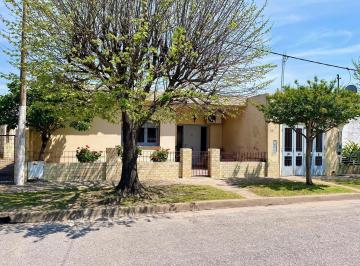 Casa · 504m² · 5 Ambientes · 1 Cochera · Casa en Venta Dos Dorm.