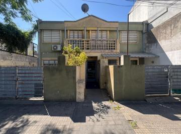 Departamento · 35m² · 3 Ambientes · Departamento de un Dormitorio con Patio en Venta en La Plata