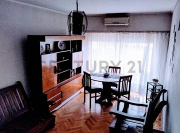 Departamento · 60m² · 3 Ambientes · Departamento 3 Ambientes Piso 4 en Constitución a m de Monserrat