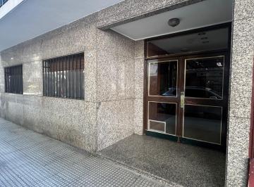 Departamento de 3 ambientes, Recoleta · Laprida y Mansilla 3 Amb 64 m² 7 Mo con Balcon Muy Luminoso Apto