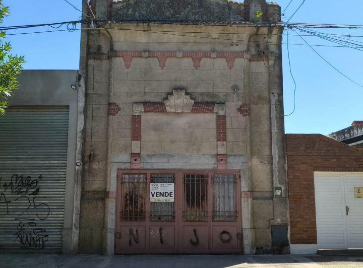 Casa · 160m² · 4 Ambientes · 1 Cochera