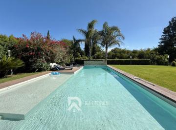 Casa · 987m² · 6 Ambientes · 4 Cocheras · Casa en Venta 6 Ambientes Pevero, Pilar Golf Galeria Pileta