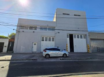 Depósito · 1600m² · Depósito en Venta en San Martin, G. B. a. Zona Norte, Argentina