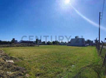 Terreno · 369m² · Venta de Lote en Gonnet 4 y 500