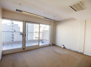 Oficina comercial · 170m² · 7 Ambientes · 1 Cochera · Oficina Dos Plantas con Balcon y con Cochera Fija