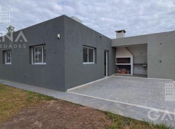 Casa · 68m² · 3 Ambientes · 1 Cochera · Venta Casa 2 Dorm. a Estrenar en Roldan Tierra de Sueños